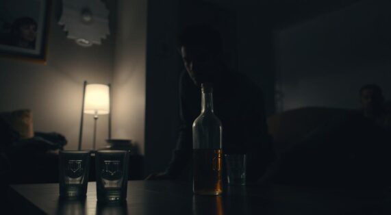 Como internar um amigo alcoolatra? Guia completo
